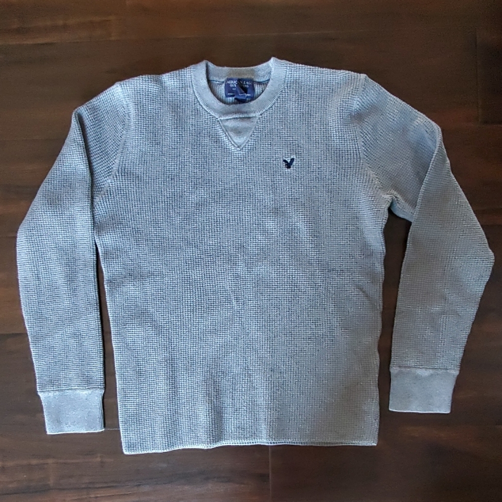 American Eagle long sleeve shirt